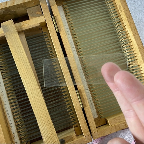 Vintage Blank Glass Microscope Slides In Wooden Box - Picture 4 of 16